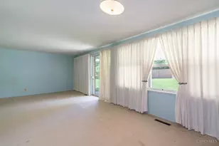 231 Prague Ct, Centerville, OH 45458 - Photo 7