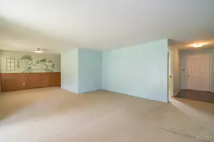 231 Prague Ct, Centerville, OH 45458 - Photo 5