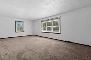 1313 Westmoor Dr, Wilmington, OH 45177 - Photo 5