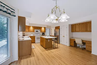 8363 Squirrel Hollow Ridge, West Chester, OH 45069 - Photo 17