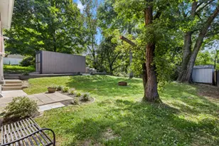 2361 E Galbraith Rd, Reading, OH 45237 - Photo 31
