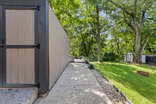 2361 E Galbraith Rd, Reading, OH 45237 - Photo 37