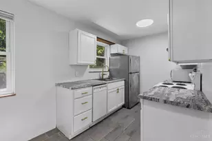 2361 E Galbraith Rd, Reading, OH 45237 - Photo 15