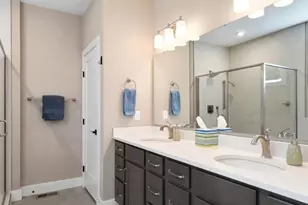 132 Blossom Vw Dr, Loveland, OH 45140 - Photo 37