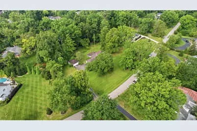 7405 Brill Road, Indian Hill, OH 45243 - Photo 3