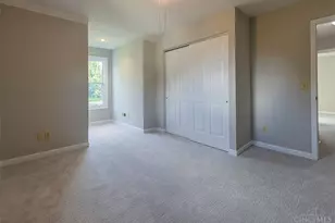 1990 Miles Rd, Springfield Township, OH 45231 - Photo 13