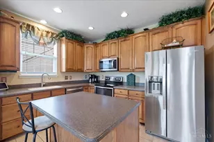 2290 Cobblestone Ct, Miamisburg, OH 45342 - Photo 9
