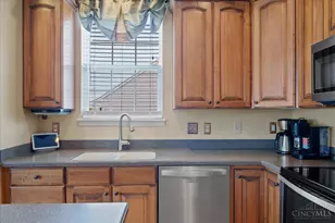 2290 Cobblestone Ct, Miamisburg, OH 45342 - Photo 11