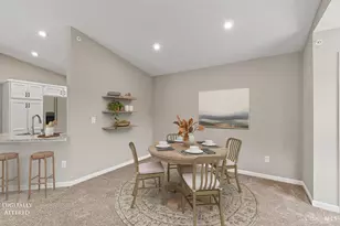5881 Parkview Ln, Miami Township, OH 45150 - Photo 25