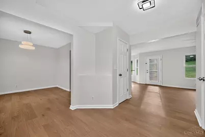 11909 Winston Circle, Forest Park, OH 45240 - Photo 9