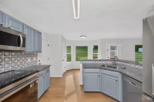 11909 Winston Cir, Forest Park, OH 45240 - Photo 15