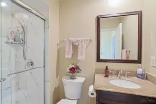 7363 Timberknoll Dr, West Chester, OH 45069 - Photo 19