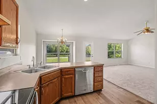 656 Parkland Dr, Union Township, OH 45244 - Photo 11