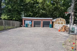 4755 Winton Rd, Cincinnati, OH 45232 - Photo 33