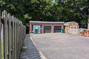 4755 Winton Rd, Cincinnati, OH 45232 - Photo 39