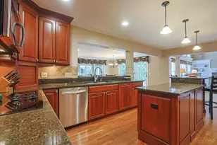 7265 Timberknoll Dr, Cincinnati, OH 45242 - Photo 11