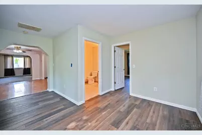884 Stanlyn Drive, Union Township, OH 45245 - Photo 19