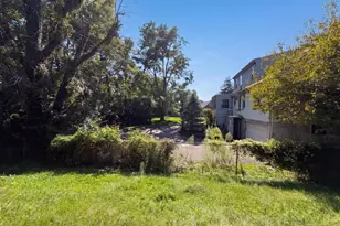 7636 Montgomery Rd, Cincinnati, OH 45236 - Photo 21