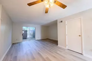 7636 Montgomery Rd, Cincinnati, OH 45236 - Photo 3