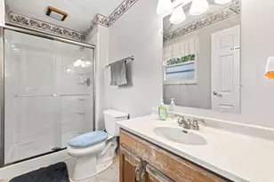 1882 Fallbrook Ln, Springfield Township, OH 45240 - Photo 27