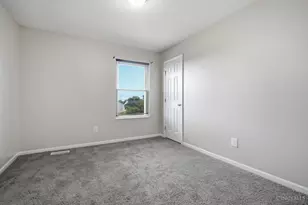 365 Timber Hill Dr, Hamilton, OH 45013 - Photo 15