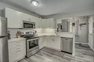 1405 Sunrise Dr, Loveland, OH 45140 - Photo 7