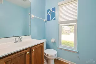 7906 Laurelwood Dr, Hamilton Township, OH 45039 - Photo 21