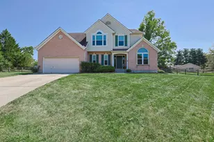 7906 Laurelwood Dr, Maineville, OH 45039 - Photo 1