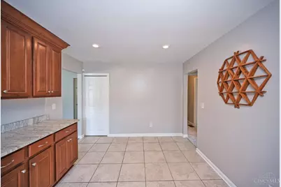 3919 Belfast Avenue, Sycamore Township, OH 45236 - Photo 21