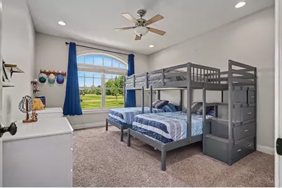 9828 Laurel Glen Drive, Hamilton Township, OH 45140 - Photo 19
