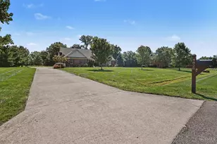 9828 Laurel Glen Dr, Hamilton Township, OH 45140 - Photo 31