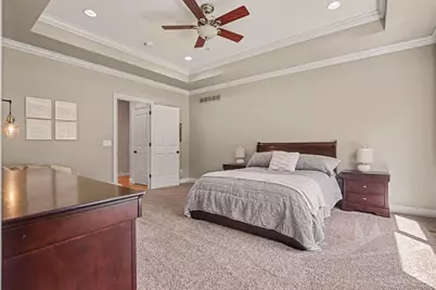 9828 Laurel Glen Drive, Hamilton Township, OH 45140 - Photo 13
