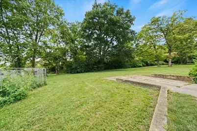 2307 Middletown Eaton Road, Middletown, OH 45042 - Photo 17