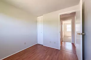 2891 Grosvenor Dr, Cincinnati, OH 45251 - Photo 17