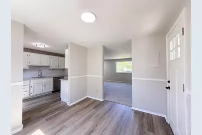 2891 Grosvenor Drive, Cincinnati, OH 45251 - Photo 9