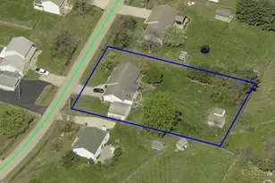 1548 Lost Lake Ct, Sterling Township, OH 45176 - Photo 5