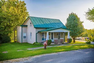 187 Vine St, Peebles, OH 45660 - Photo 1