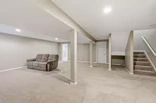 1970 Redbud Dr, Hamilton, OH 45013 - Photo 33