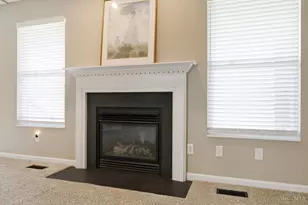 1970 Redbud Dr, Hamilton, OH 45013 - Photo 13