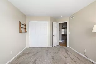 1970 Redbud Dr, Hamilton, OH 45013 - Photo 9