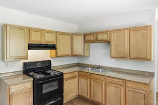 2025 Roosevelt Ave, Springfield Township, OH 45240 - Photo 9