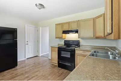 2025 Roosevelt Avenue, Springfield Township, OH 45240 - Photo 11
