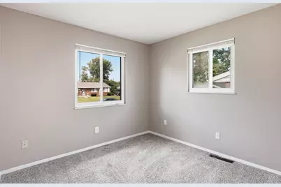 2025 Roosevelt Avenue, Springfield Township, OH 45240 - Photo 15