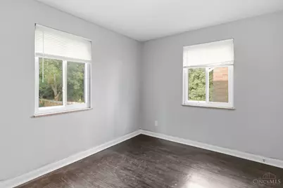 2712 W Galbraith Road, Colerain Township, OH 45239 - Photo 3