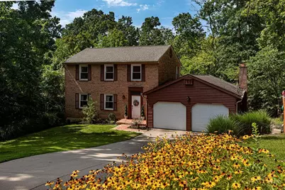 7885 Oak Leaf Circle, West Chester, OH 45241 - Photo 3