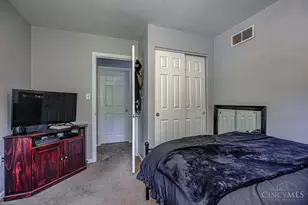 7885 Oak Leaf Cir, West Chester, OH 45241 - Photo 23