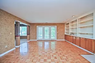 1080 Wittshire Ln, Anderson Township, OH 45255 - Photo 5