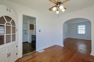 1179 Beacon St, Anderson Township, OH 45230 - Photo 9