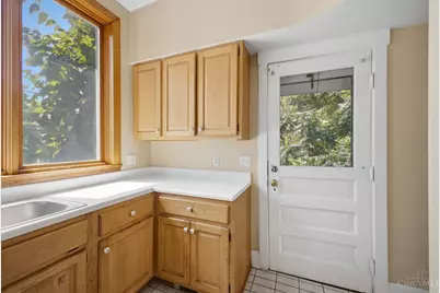 3009 Marshall Avenue, Cincinnati, OH 45220 - Photo 17
