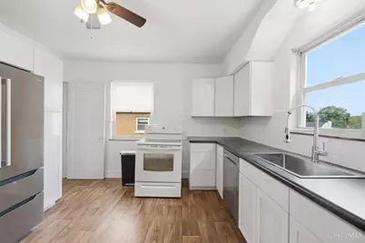 4056 McFarran Avenue, Cheviot, OH 45211 - Photo 11